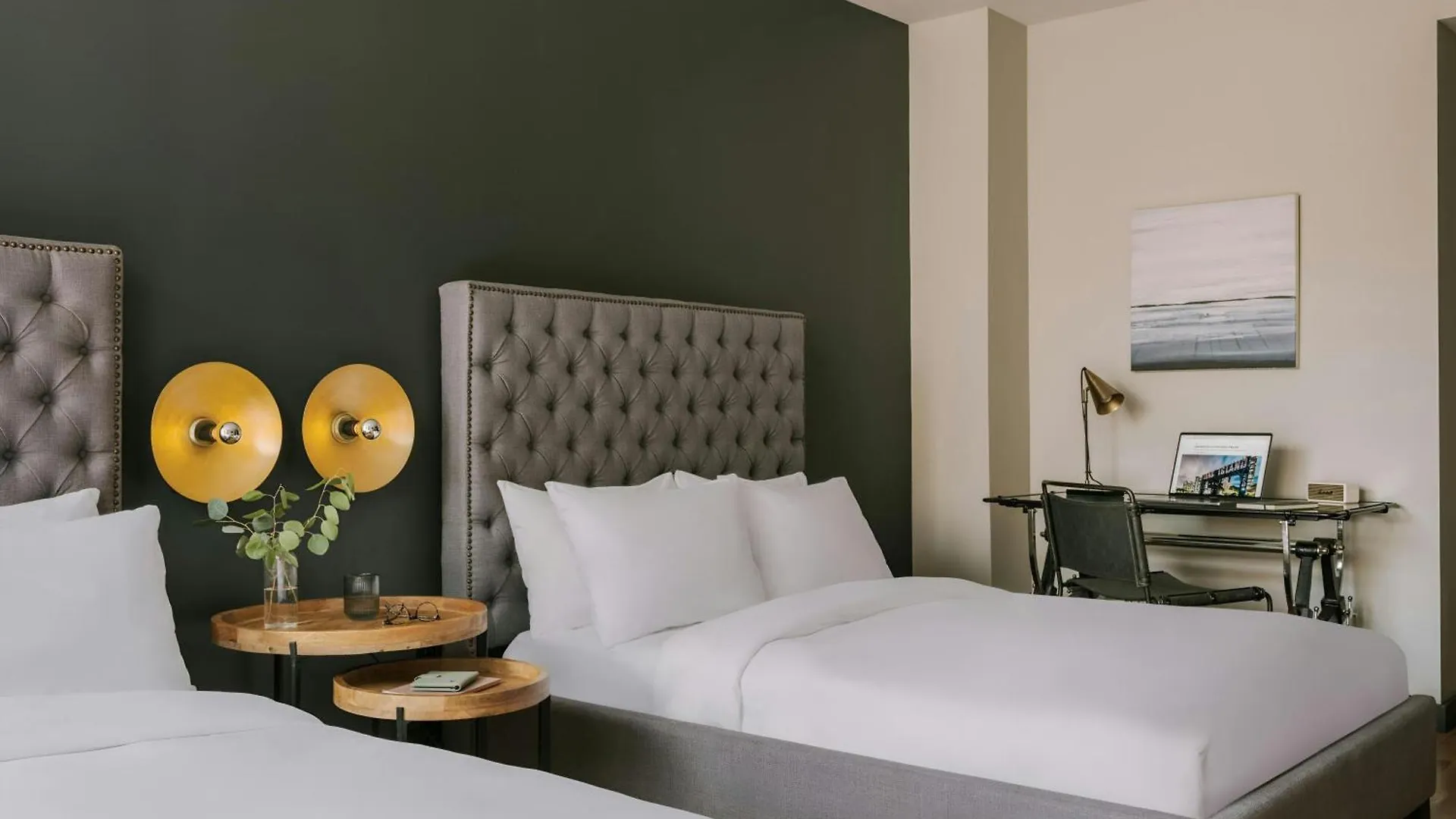 Sonder By Marriott Bonvoy The Dutch Apartments Long Island City New York