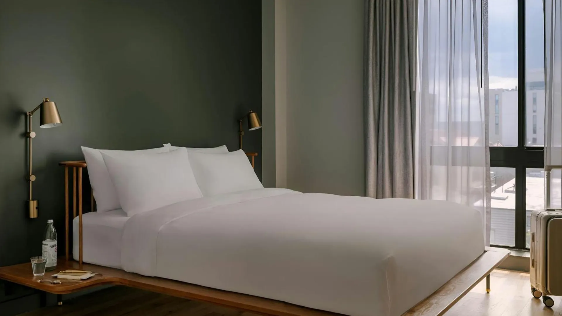 Sonder By Marriott Bonvoy The Dutch Apartments Long Island City United States