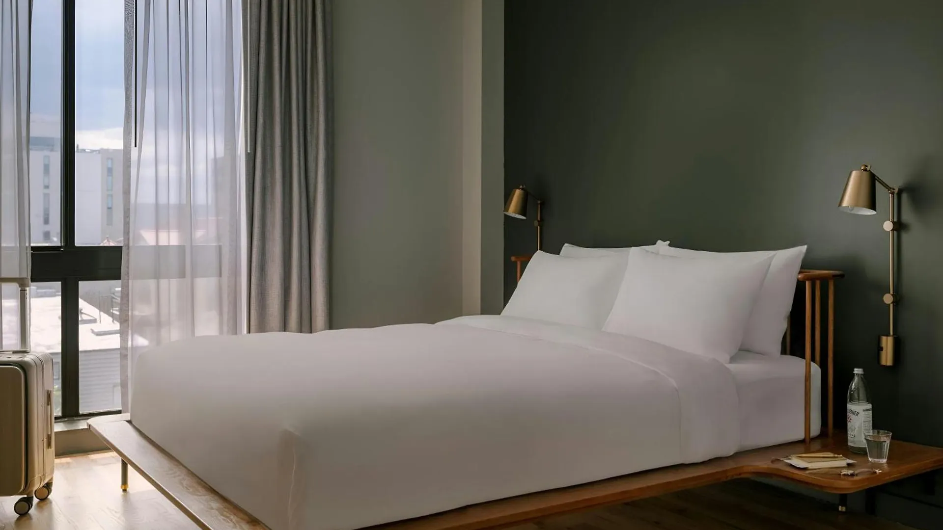 *** Hotel Sonder By Marriott Bonvoy The Dutch Apartments Long Island City United States